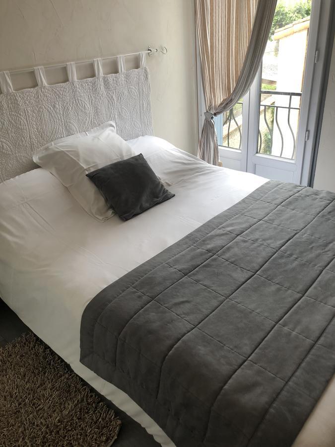 Central Hotel Νιόρ Εξωτερικό φωτογραφία
